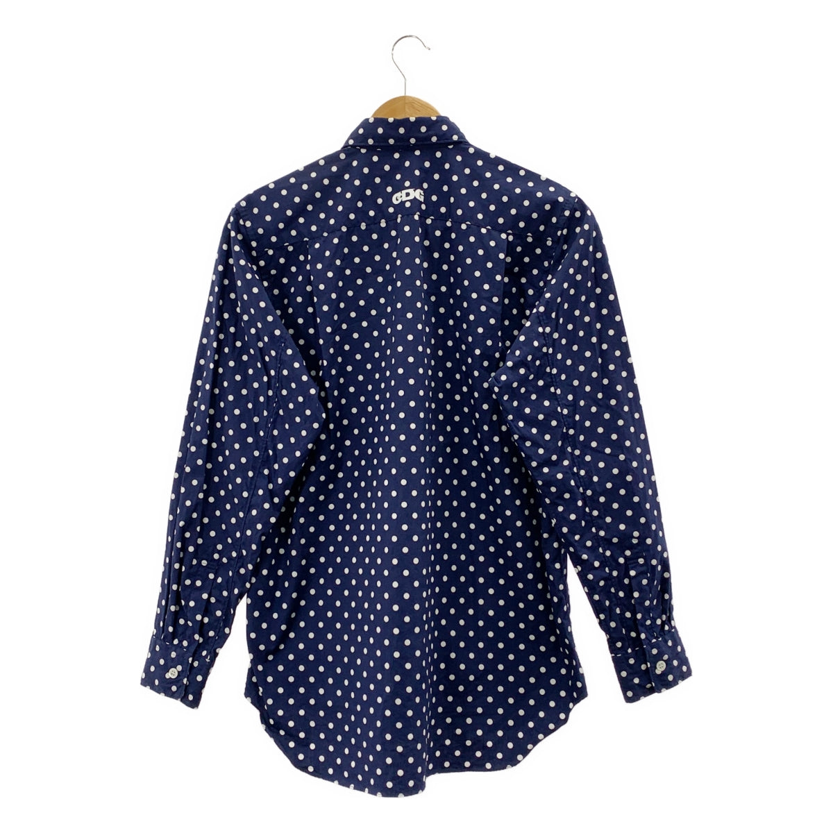 【美品】  CDG by Comme des Garcons. / シーディージー コムデギャルソン | 2019 | コットン ドット バックロゴ レギュラーカラー シャツ | S | ネイビー/ホワイト | メンズ