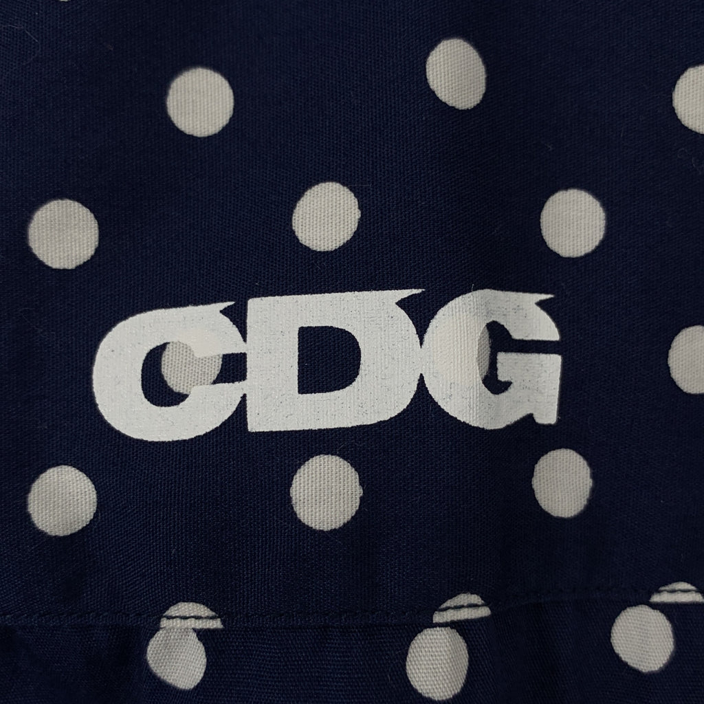 【美品】  CDG by Comme des Garcons. / シーディージー コムデギャルソン | 2019 | コットン ドット バックロゴ レギュラーカラー シャツ | S | ネイビー/ホワイト | メンズ