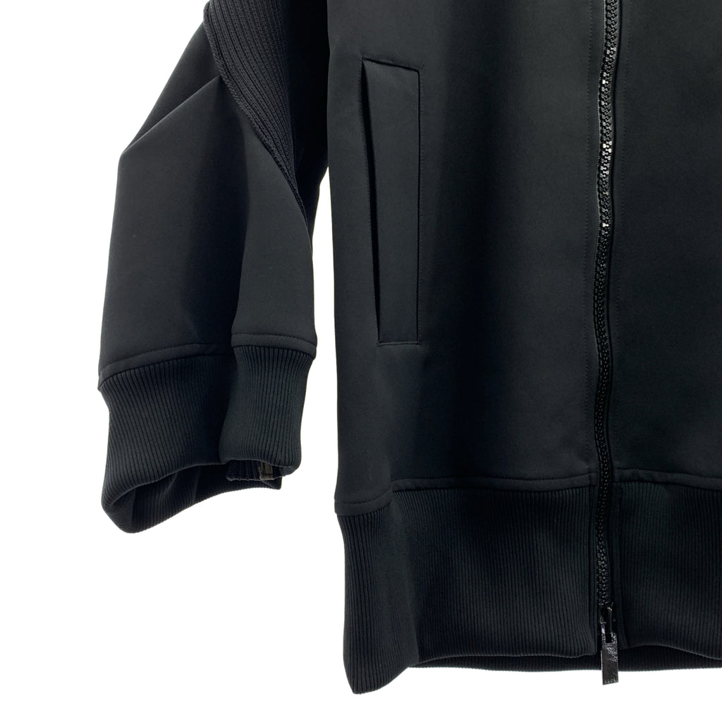 【近全新】sacai | 2023春夏系列 | 技術針織短袖衫 | 2碼 | 黑色 | 女款