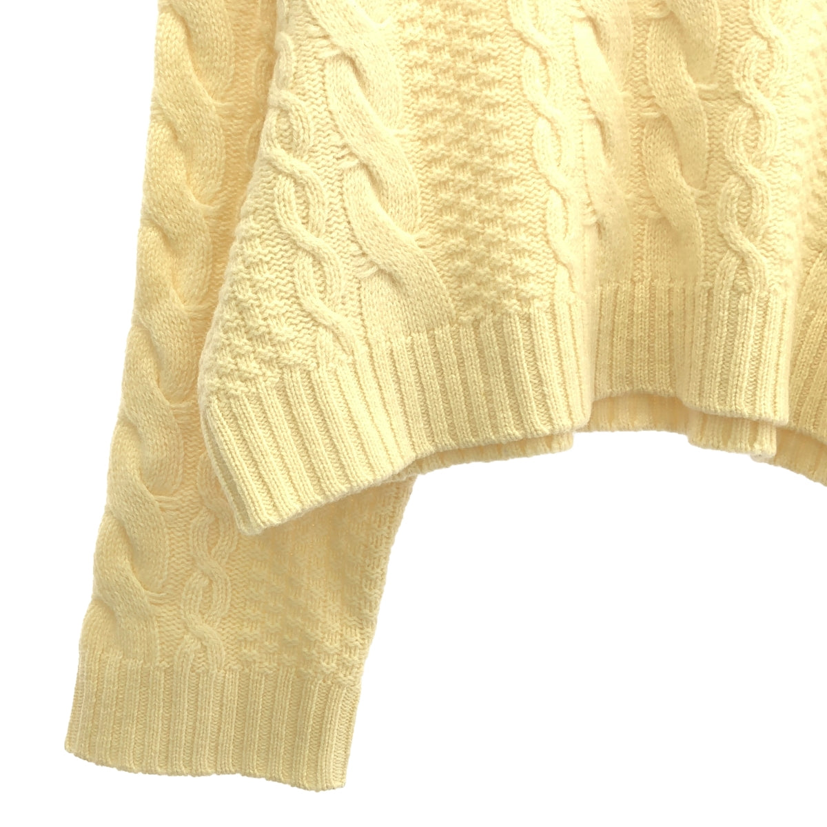 註冊 |羊毛絞花針織 | F |象牙 |女性的