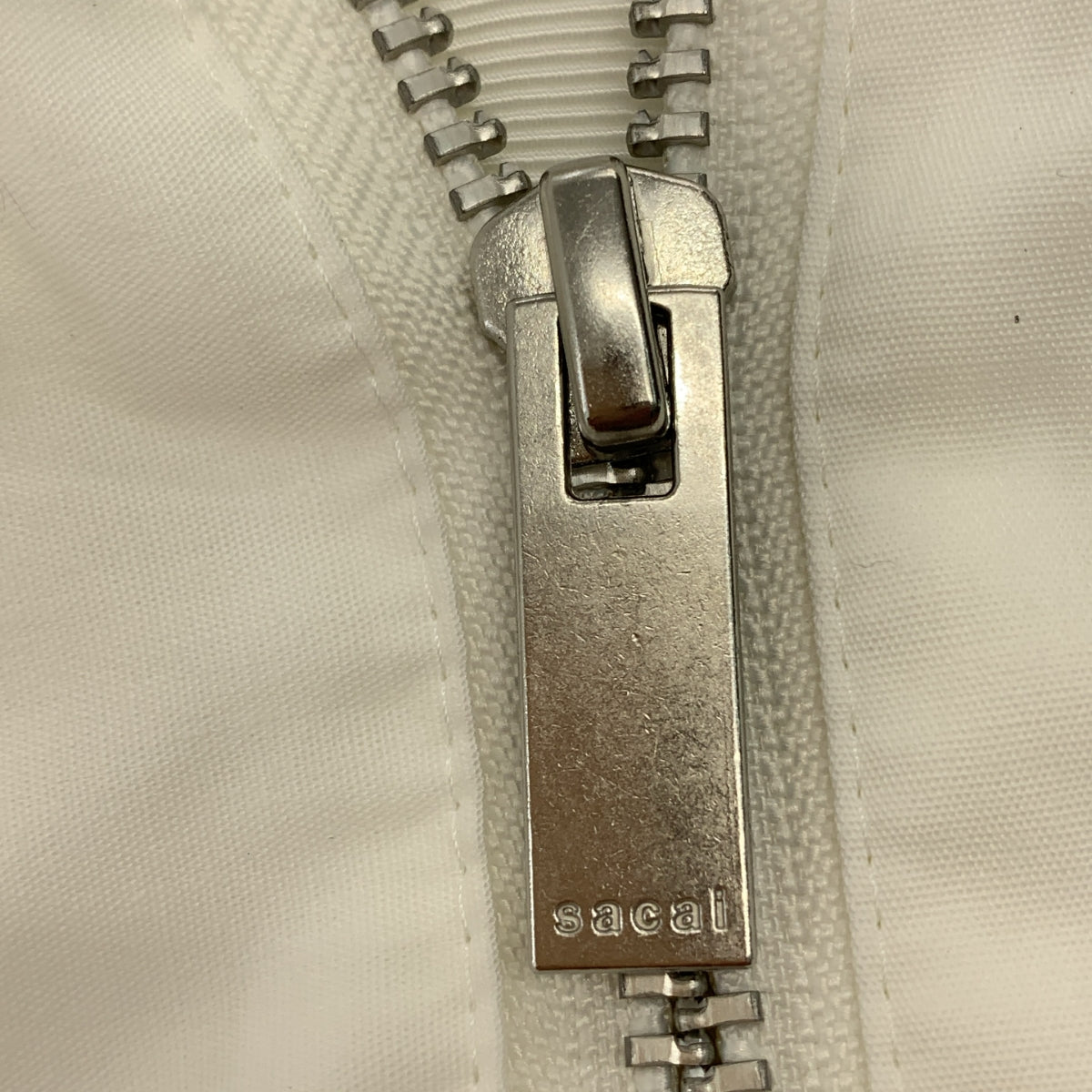 sacai | 2021 春夏 | 剪裁與縫製 / 超大標誌肩部拉鍊襯衫 | 尺寸 2 | 女款