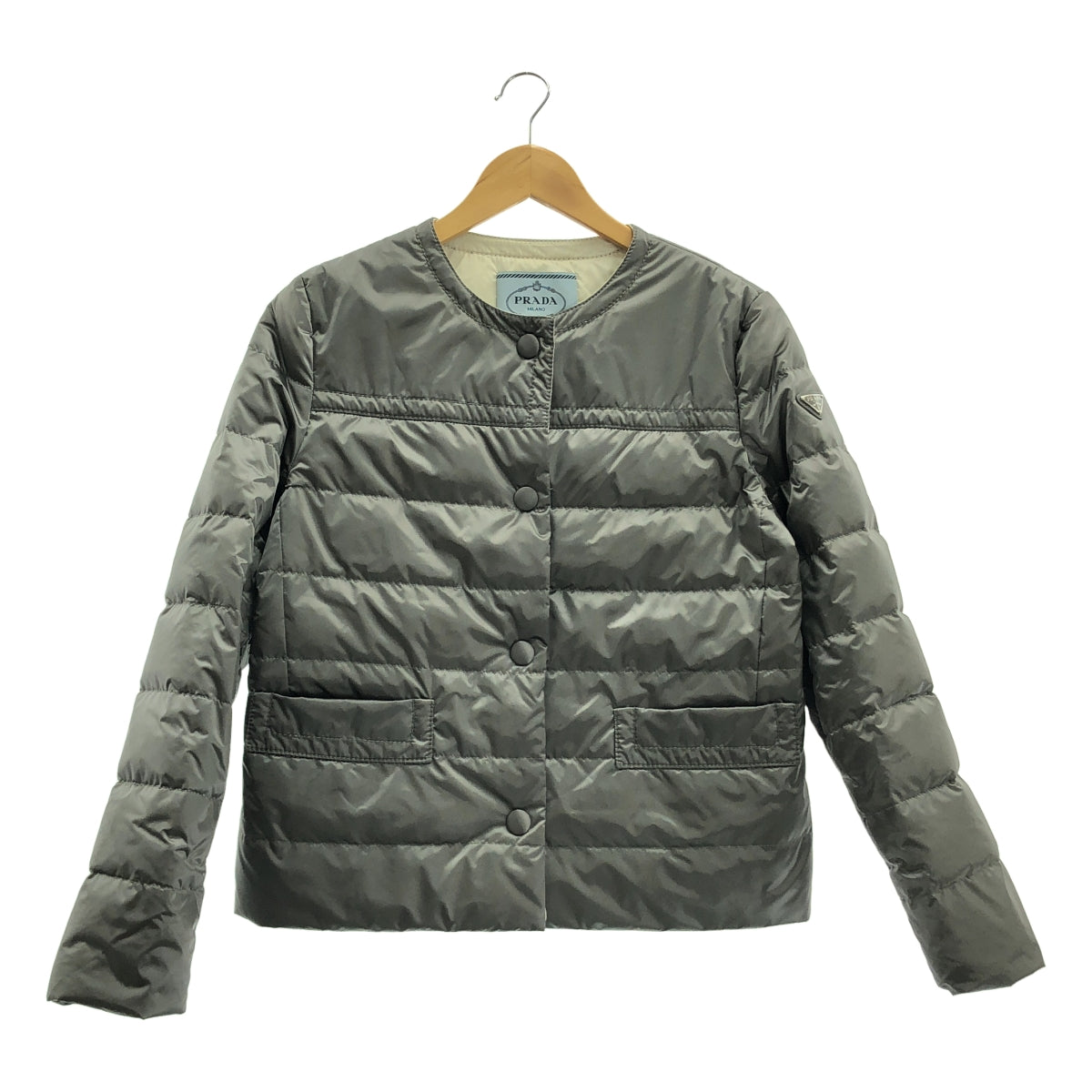 PRADA / プラダ | 三角プレートロゴ ノーカラー インナー ダウンジャケット | 42 | レディース