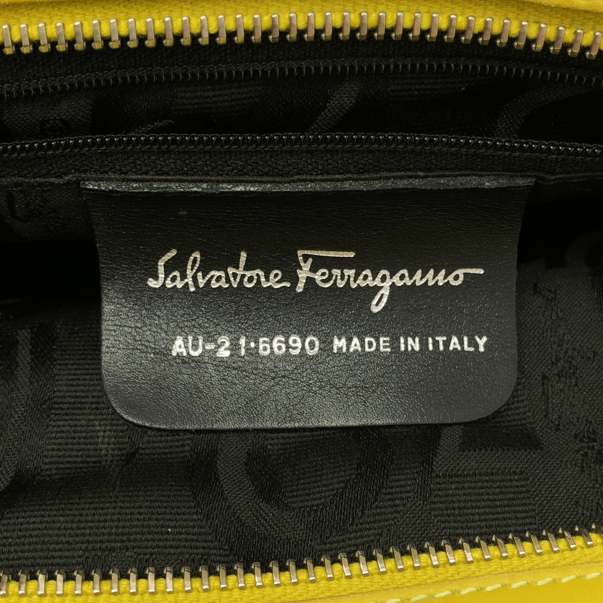 【미품】 Salvatore Ferragamo / 살바토레 페라가모 | 그라데이션 그로그란 체인 핸들 토트 백 / 로고 총 안감 | 옐로우 계 |