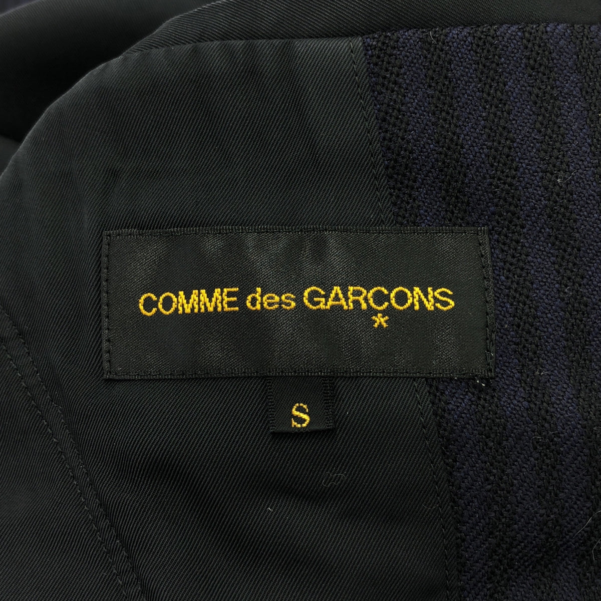 COMME des GARCONS | 2006AW | Persona / 鏤空條紋長版大衣 | S | 海軍藍/黑色 | 女款
