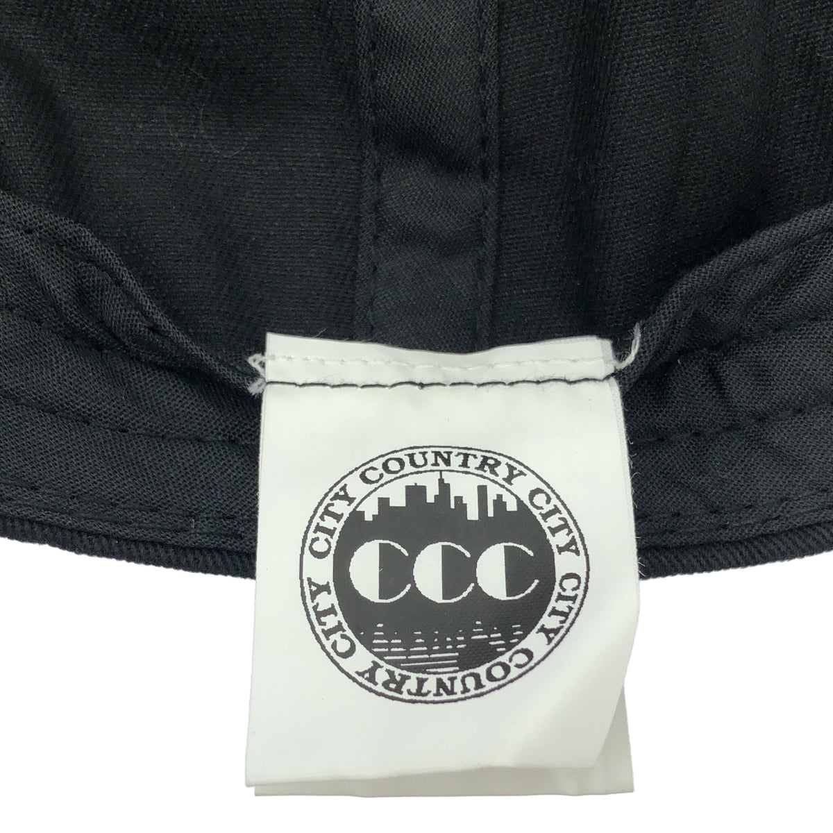 [新品] CITY COUNTRY CITY | 2024 秋冬 | 刺繡LOGO斜紋棉質棒球帽 | F碼 | 黑色 | 男款
