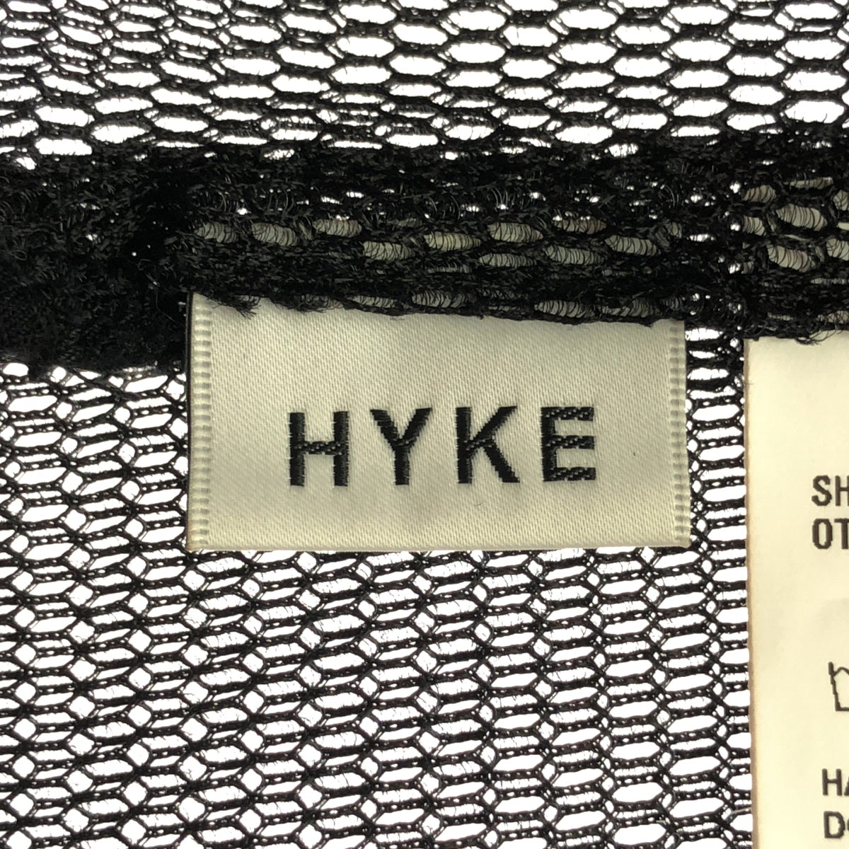 【미품】 HYKE / 하이크 | 2024SS | MESH SLEEVELESS CROPPED TOP 메쉬 슬리브리스 크롭 탑스 탱크탑 | F | 블랙 | 여성