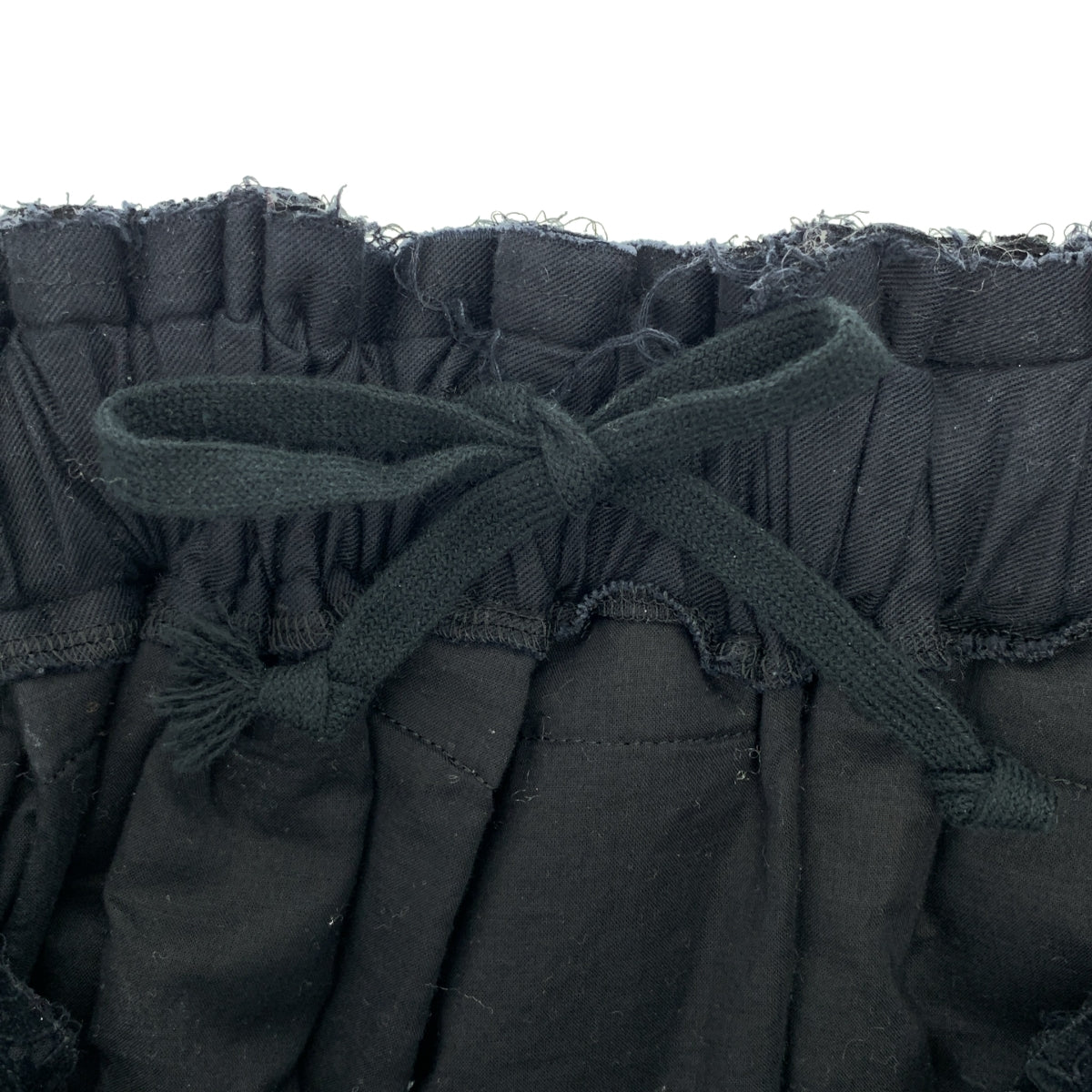 【美品】  COMME des GARCONS / コムデギャルソン | 2020AW | コットン 断ち切り カットワーク レース ドローストリング ボリューム スカート | S | ブラック | レディース