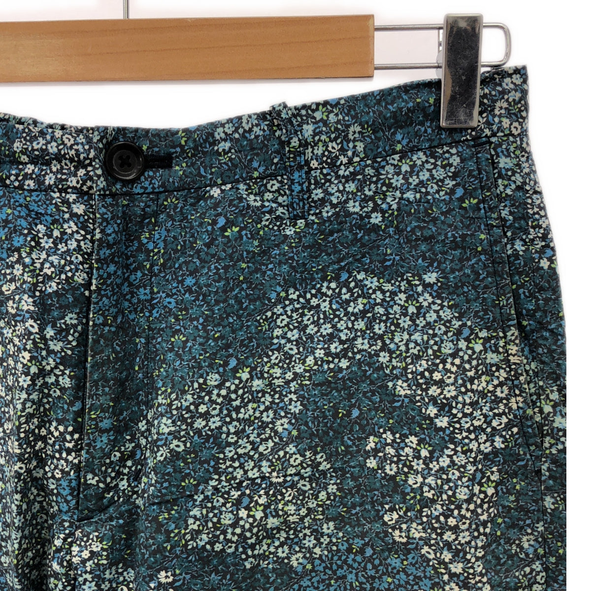 MIHARA YASUHIRO / MIHARA YASUHIRO | Small floral print tapered pants |