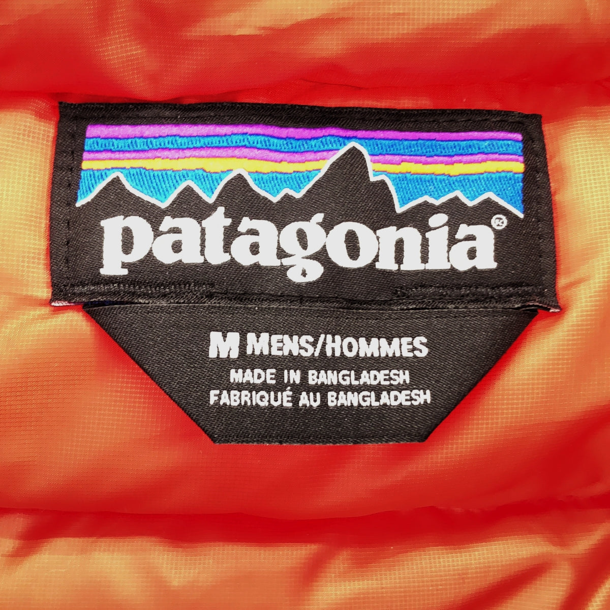 [狀況良好] 巴塔哥尼亞 | 2019AW | 男款羽絨連帽衫 | M | 紅色 | 男款