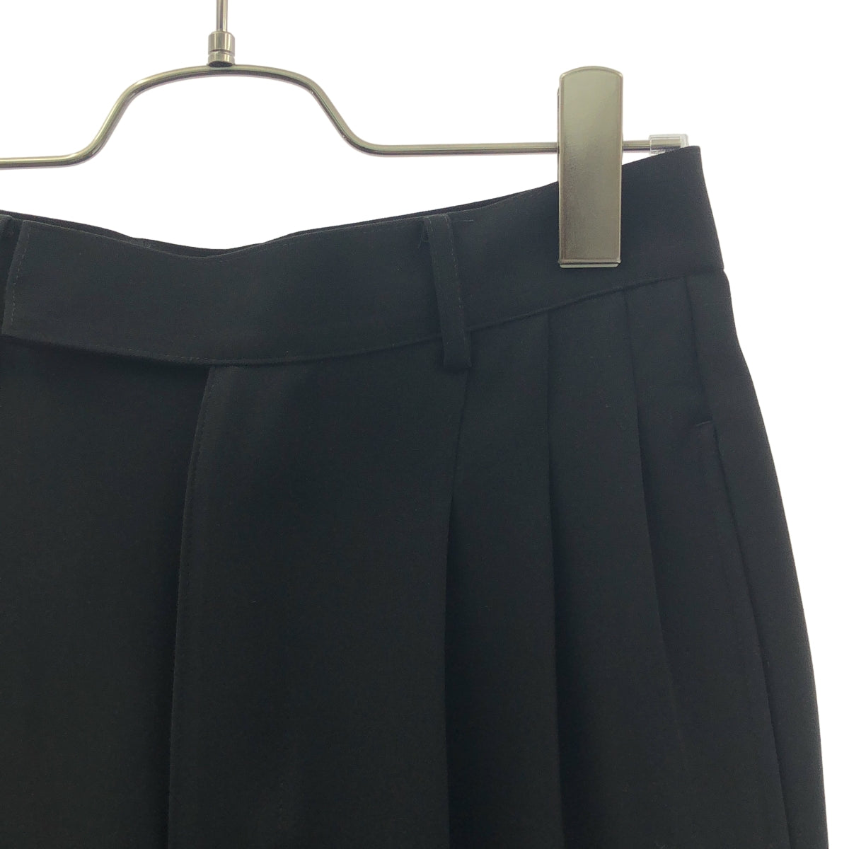 foufou / 후후 | toro tuck slacks / 트로탁스 럭스 팬츠 | 0 |