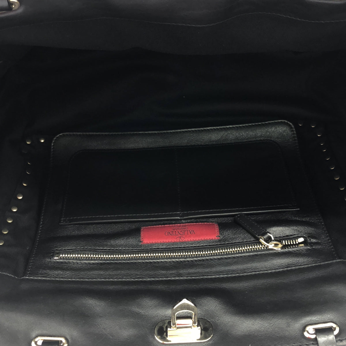 VALENTINO / 발렌티노 | 록 스터드 가죽 2way 숄더백 | 블랙 |