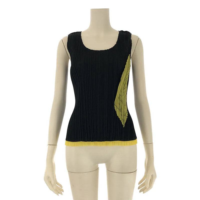 [狀況良好] PLEATS PLEASE ISSEY MIYAKE |葉狀補丁針法蕾絲切換雙色無袖上衣背心 |尺寸 3 |黑色 |女性的