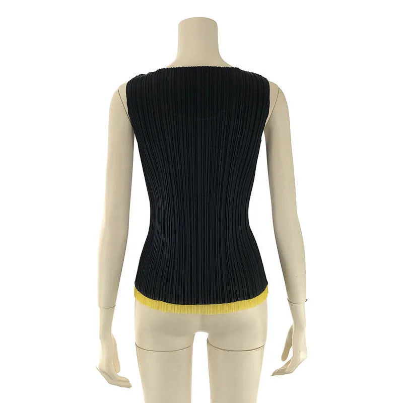 [狀況良好] PLEATS PLEASE ISSEY MIYAKE |葉狀補丁針法蕾絲切換雙色無袖上衣背心 |尺寸 3 |黑色 |女性的