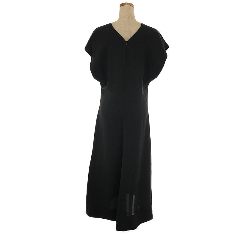 WARDROBE.NYC |絲綢V領無袖連身裙 |加大尺寸 |黑色 |女性的