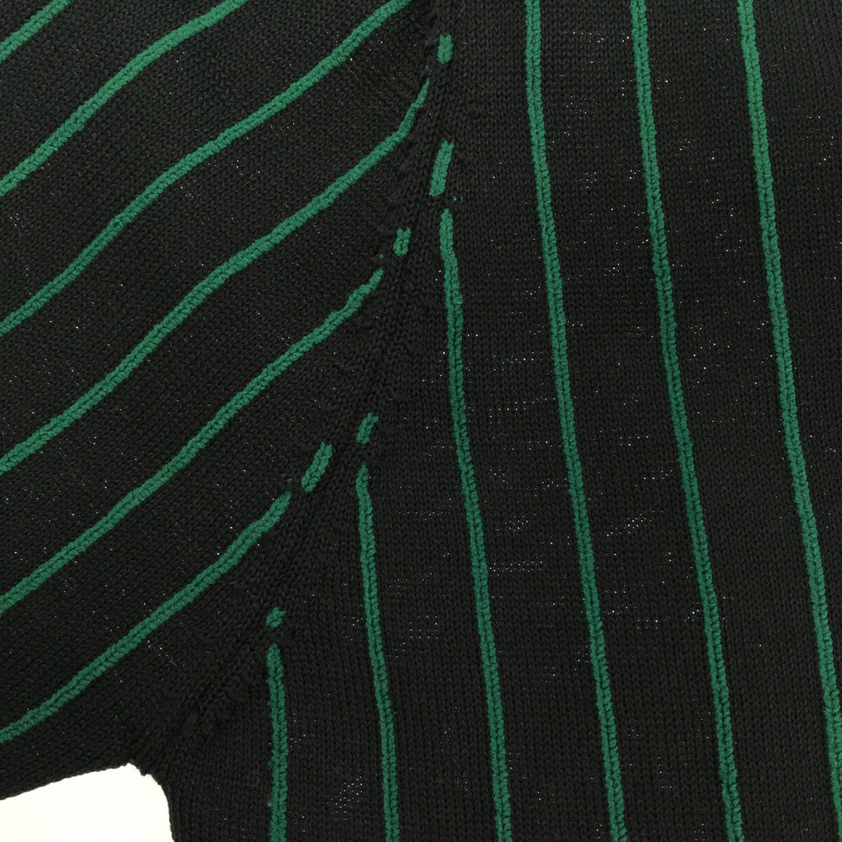 COMME des GARCONS HOMME PLUS / コムデギャルソンオムプリュス | 2003SS | 製品染め ポリエステルストライプ カッティング スリット ニット | ブラック/グリーン | メンズ