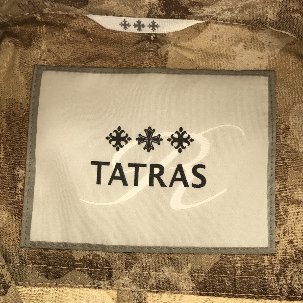 [狀況良好] TATRAS |迷彩提花連帽外套 | 1 |米色 |女性的