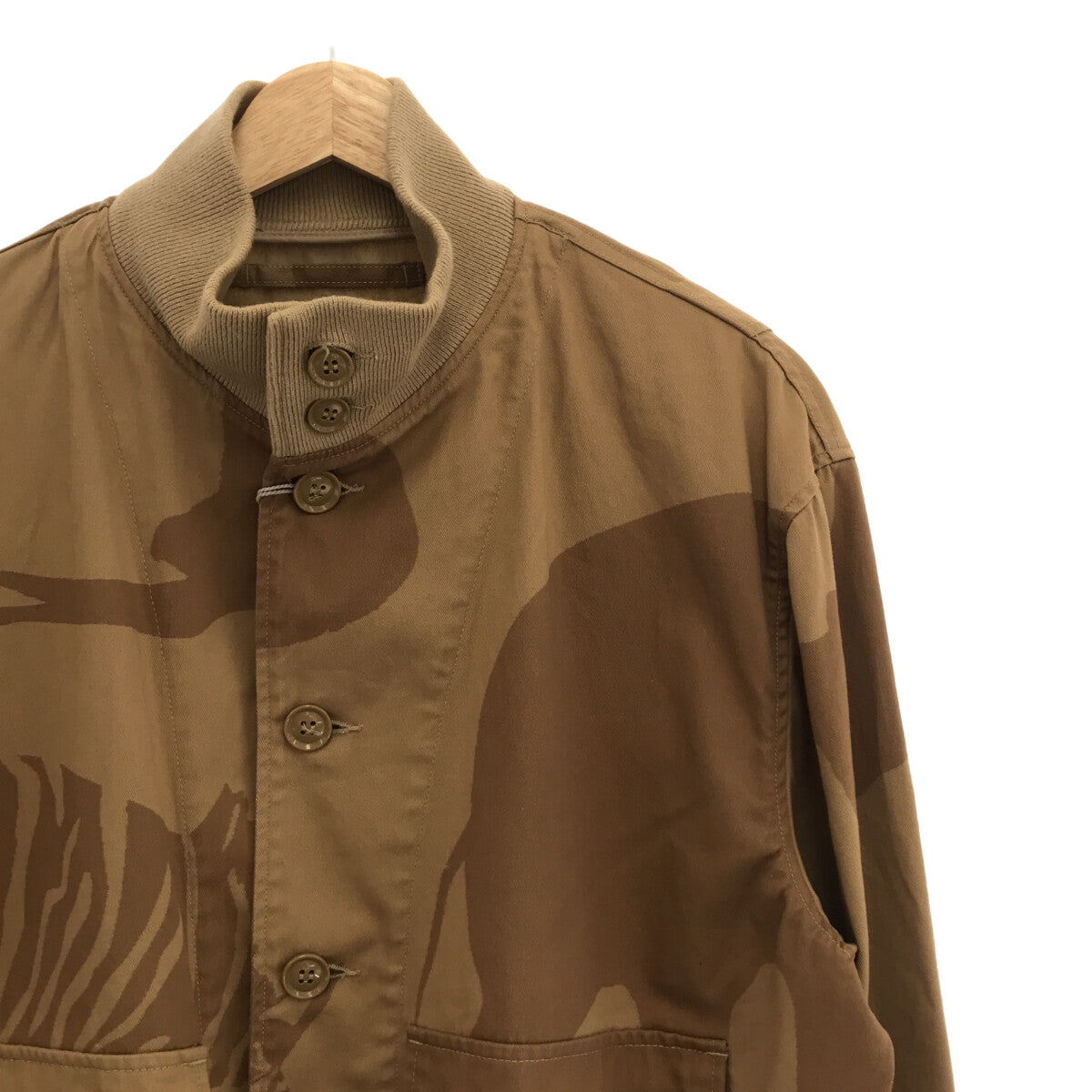 【美品】 Engineered Garments / エンジニアドガーメンツ | A1 Jacket Khaki Animal Print  Cotton Flat Twill / アニマル A-1 ジャケット | XS | ベージュ/ブラウン | メンズ