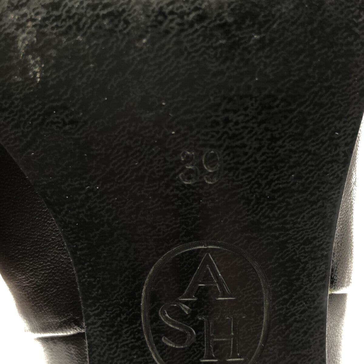 [狀況良好] 灰燼 |貓皮革後帶垂墜高跟短靴 |尺寸 39 |黑色 |女性的