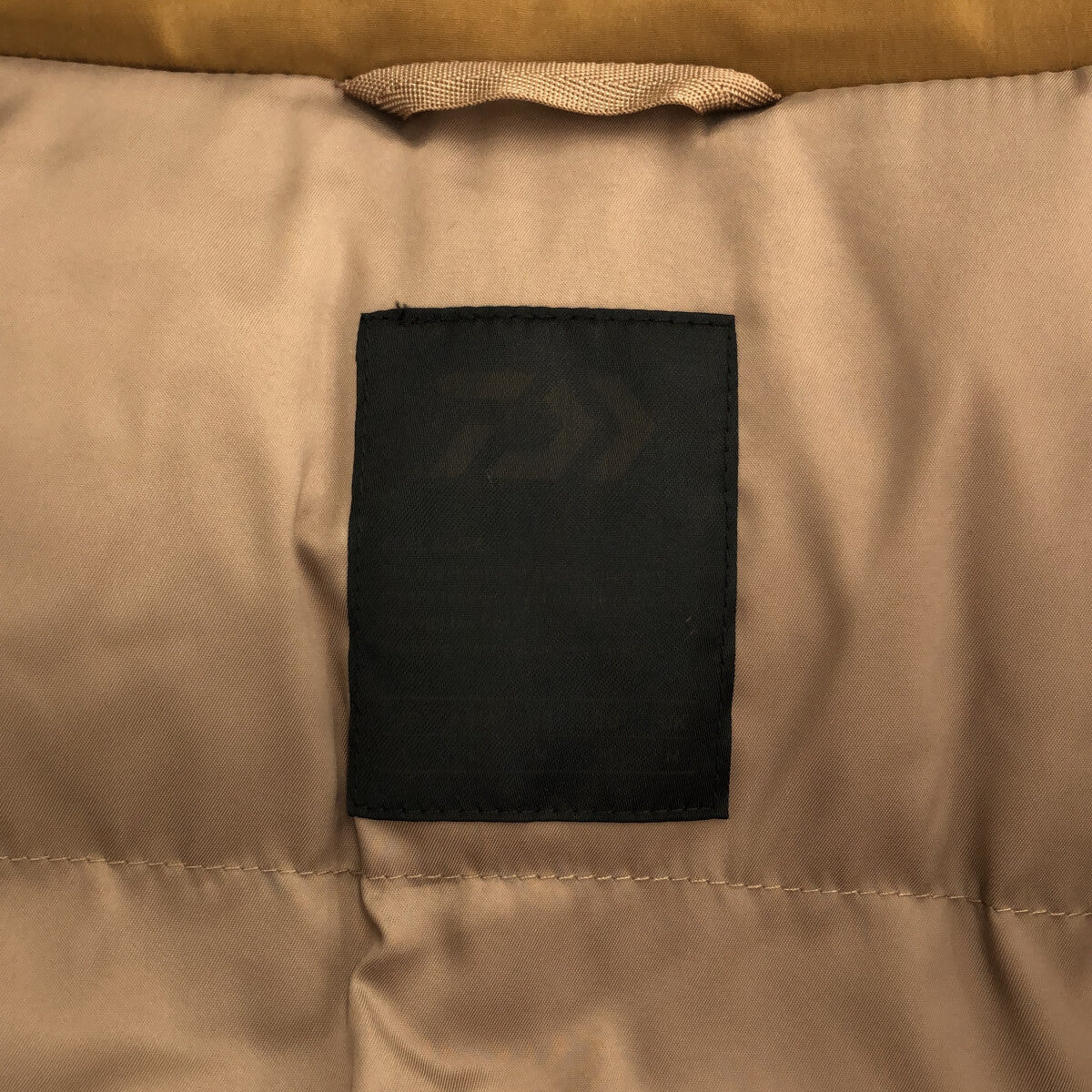 [新產品] DAIWA PIER39 / 大和碼頭十三九 | 2022秋冬 | TECH PADDING MIL JACKET 加墊軍用夾克 | L |土狼 |男士