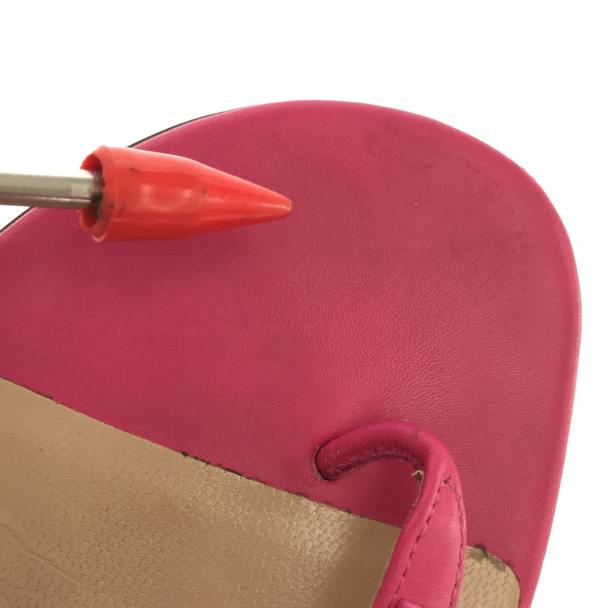 華倫天奴·格拉瓦尼 | Rockstud 平底人字拖涼鞋 | 37 |粉紅色 |女性的