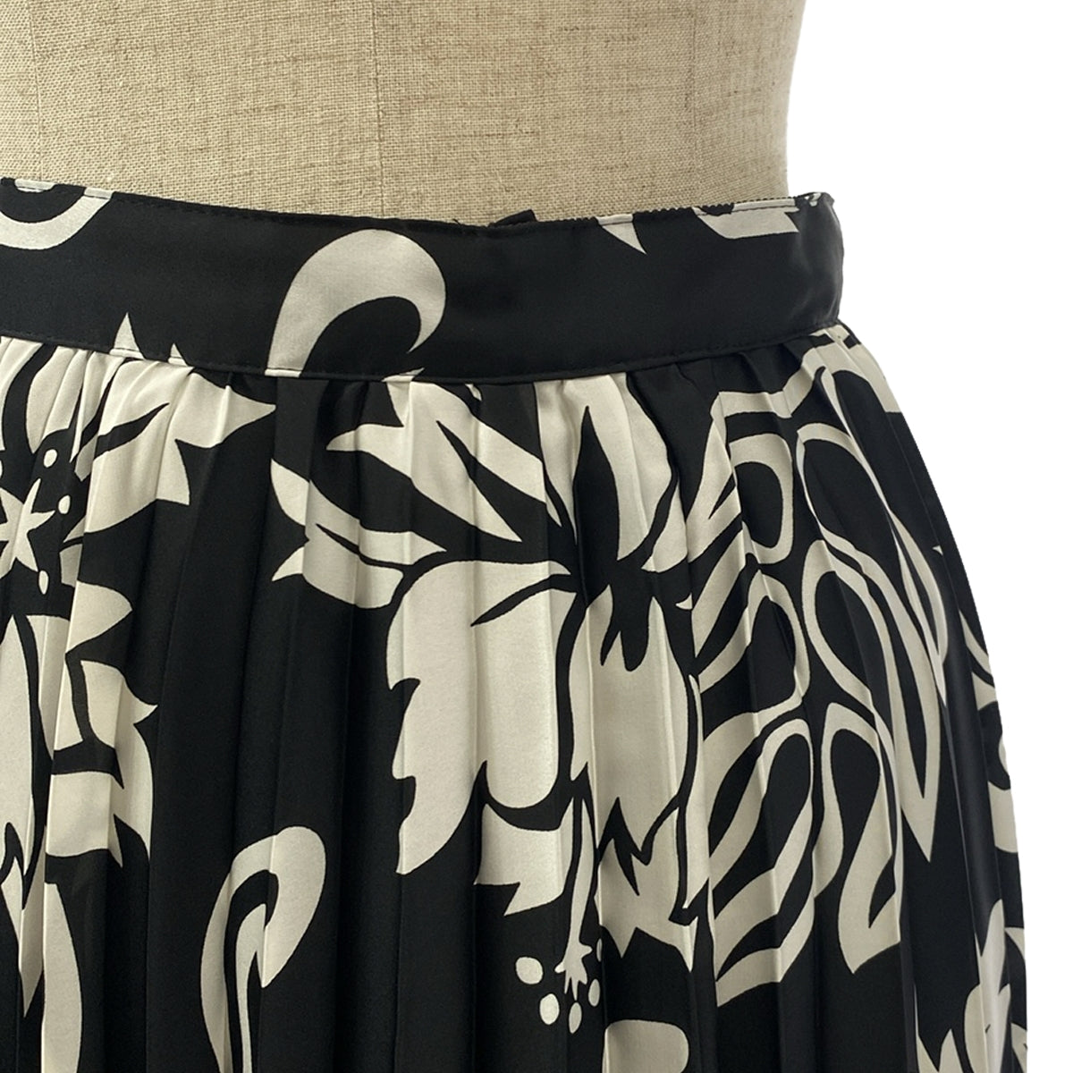 【新品】  sacai / サカイ | 2024SS | Floral Print Skirt プリーツスカート | 1 | ブラック/ホワイト | レディース