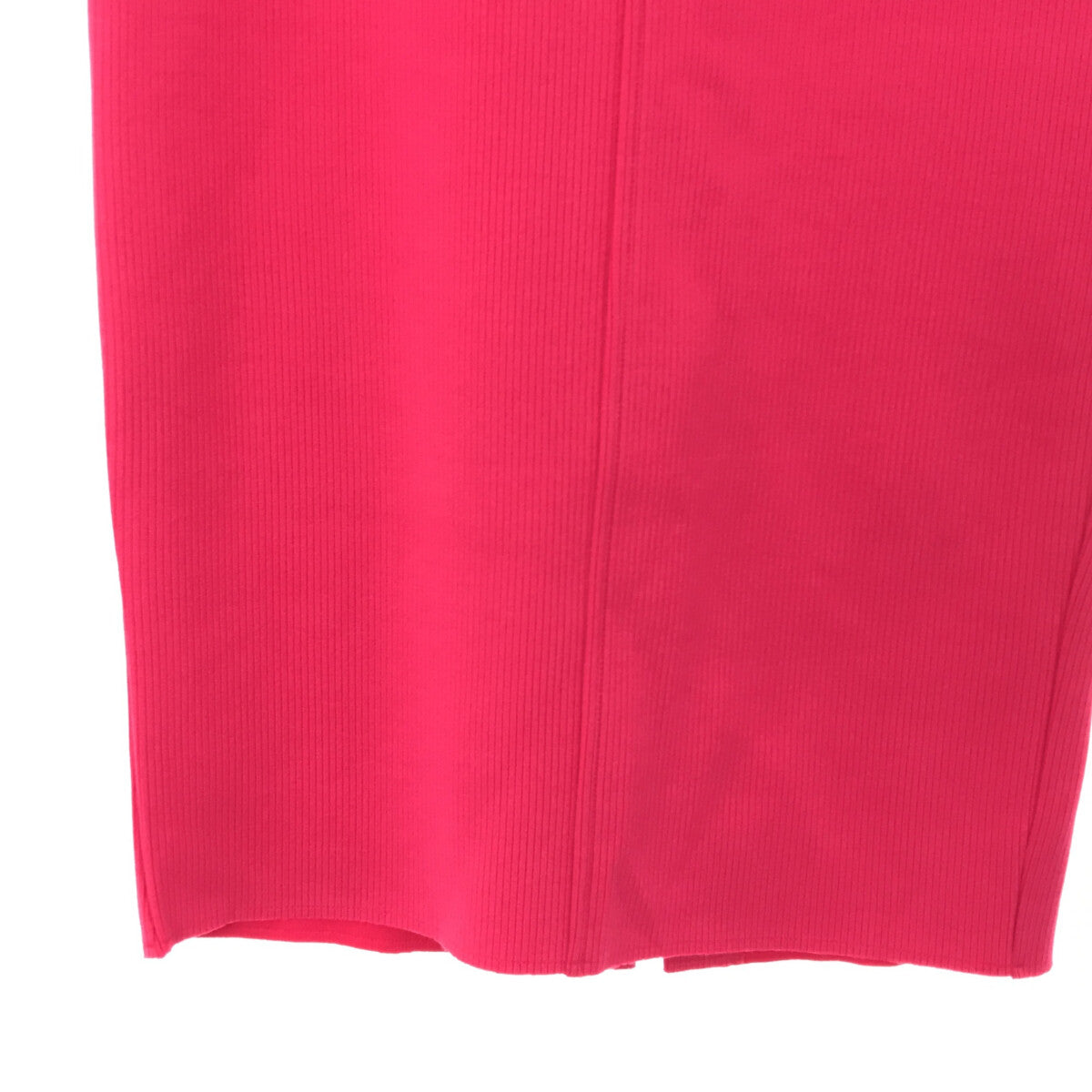 [新品] 一塵不染 | 2023SS |針刺紙板中長緊身裙 | 38 |粉紅色 |女性的