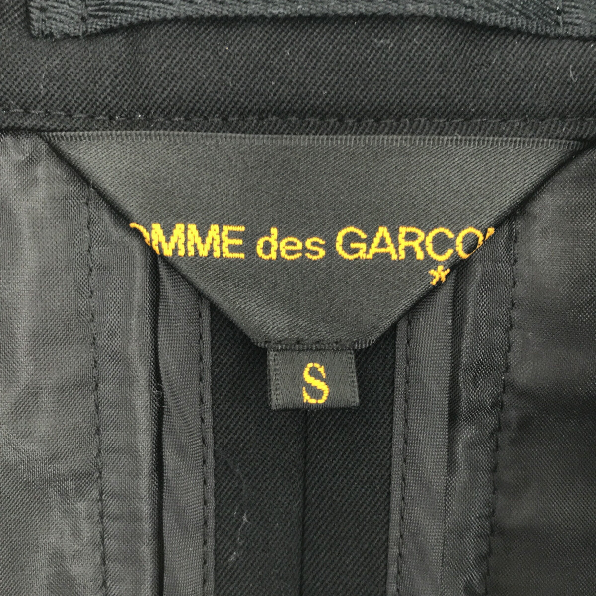 【美品】  COMME des GARCONS / コムデギャルソン | 2018AW | 総裏地 断ち切り フリル装飾 ドッキング ジャケット | S | ブラック | レディース
