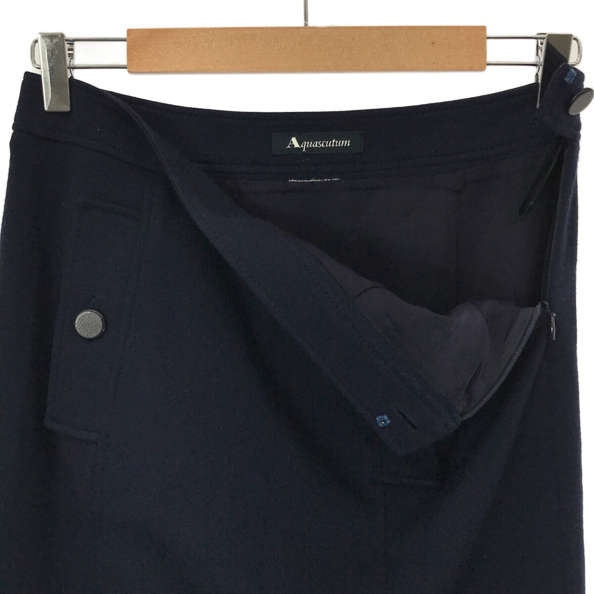 AQUASCUTUM / アクアスキュータム | バックスリットスカート | ネイビー | レディース