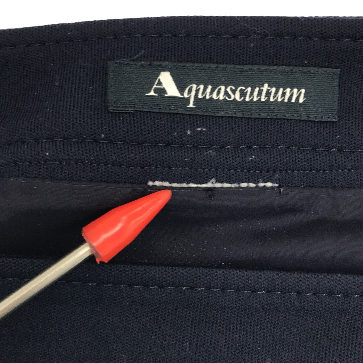 AQUASCUTUM / アクアスキュータム | バックスリットスカート | ネイビー | レディース