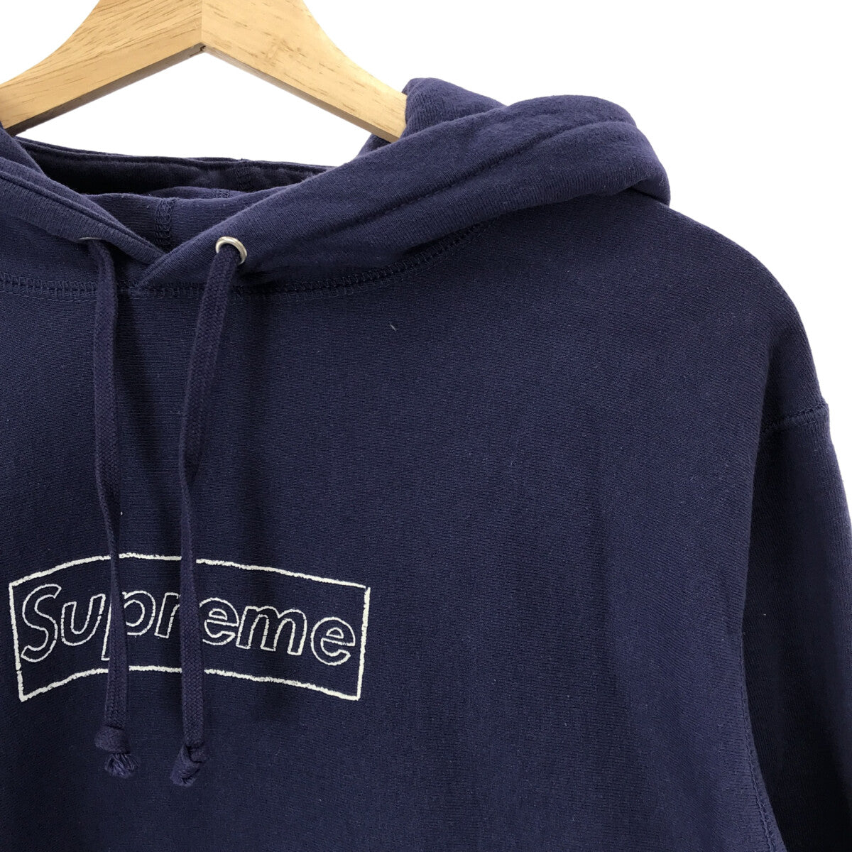 SUPREME / シュプリーム | × KAWS / カウズ Chalk Logo Hooded